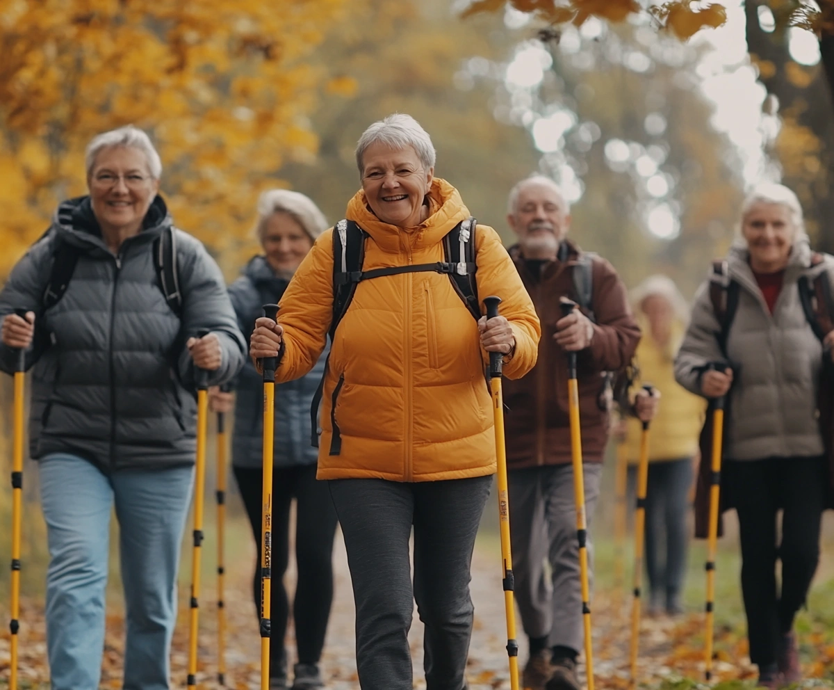 Скандинавська ходьба на свіжому повітрі
